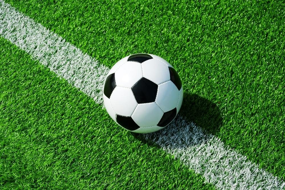 Futbol maydoni